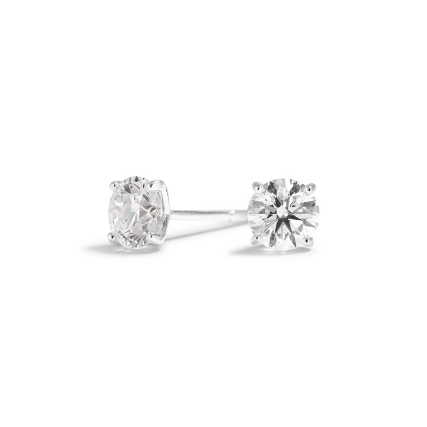 Solitaire ørestikker med 2x 0,90 ct.