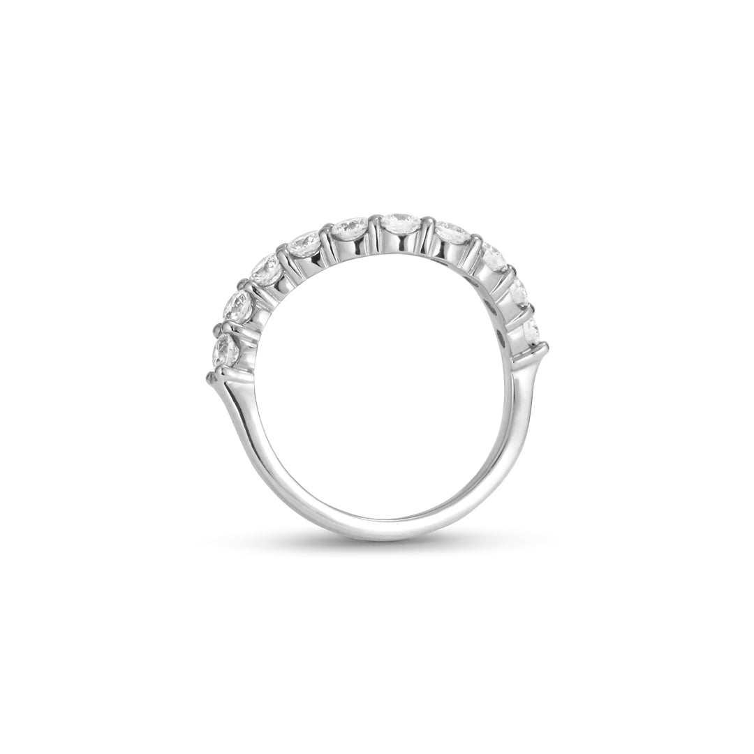 Curvy alliancering i hvidguld med 10x 0,10 ct.