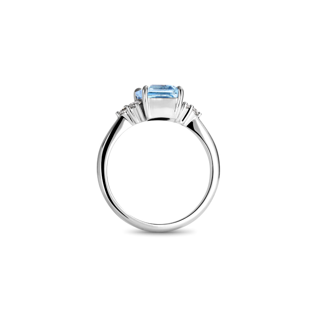 Solitaire triplet ring i hvidguld med 1,72 ct. aquamarin