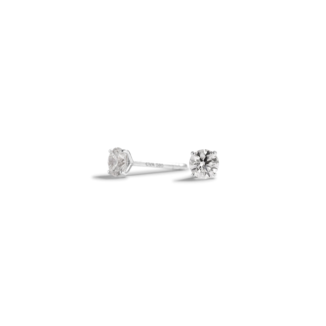 Solitaire ørestikker i hvidguld med 2x 0,20 ct.