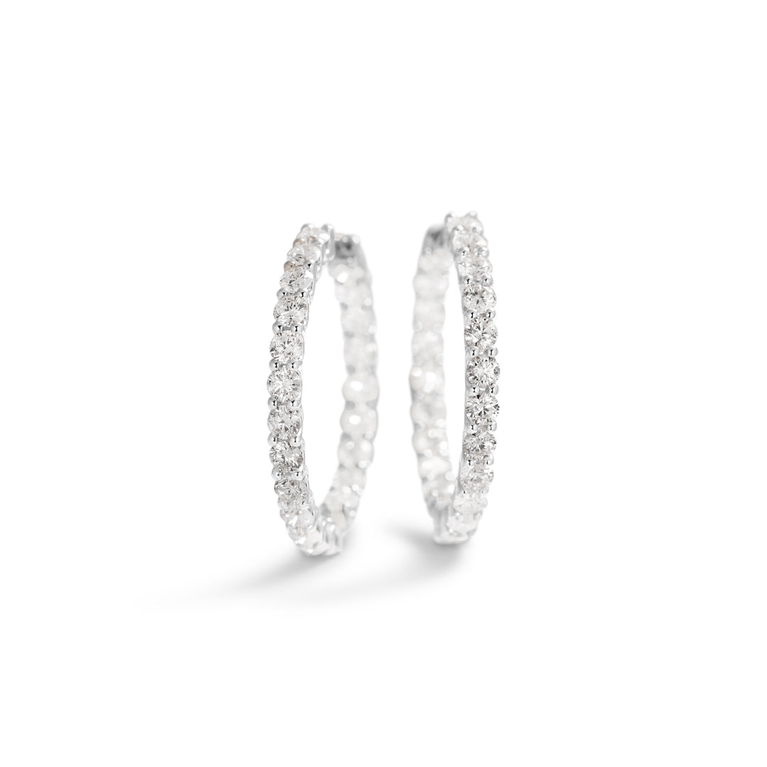 Hoops 20 mm i hvidguld - full - med 0,08 ct.