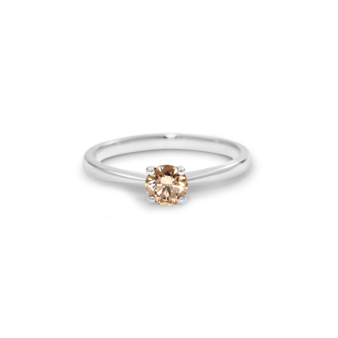 Solitairering i hvidguld med 0,40 ct. champagne