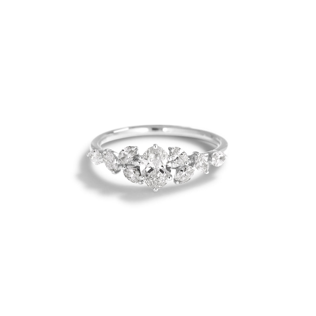 World Wide Favorite i hvidguld med 0,40 ct. oval