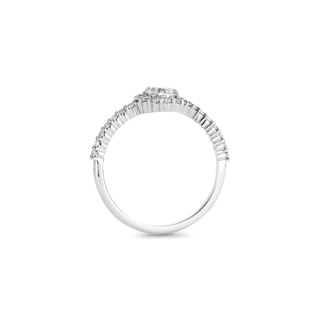 Curve oval haloring i hvidguld med 0,50 ct.