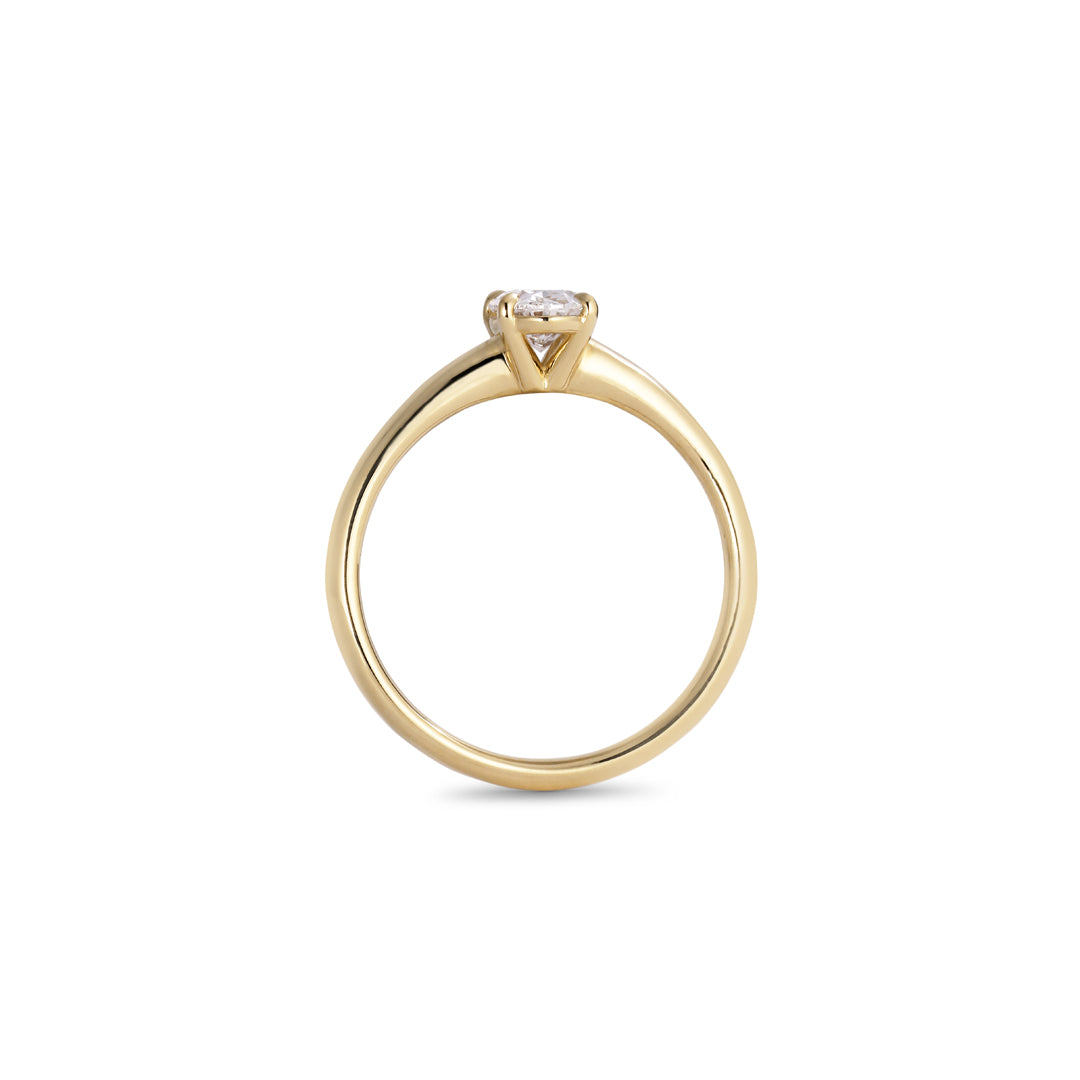 Solitairering oval med 0,55 ct.