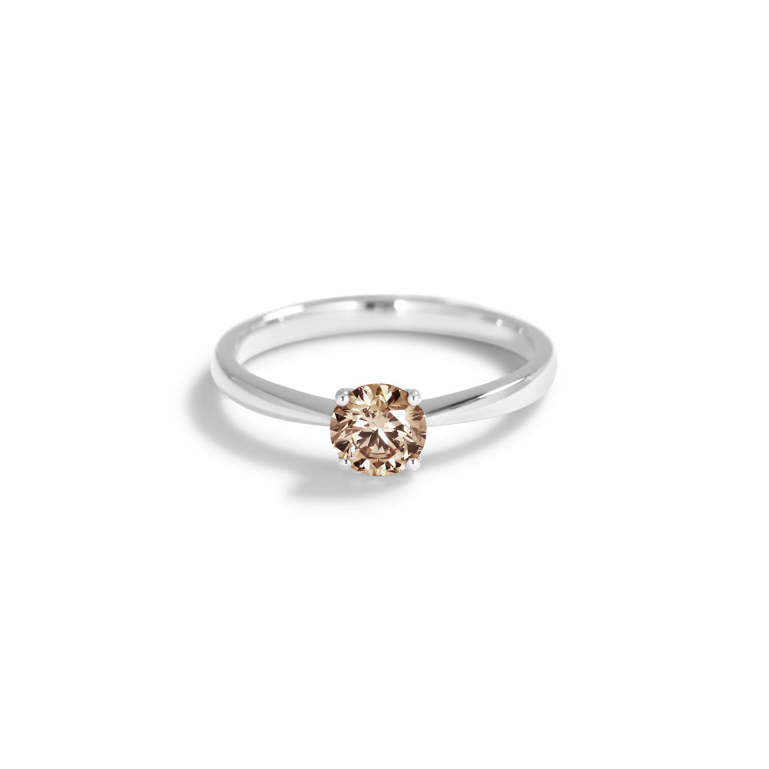Solitairering i hvidguld med 0,60 ct. champagne