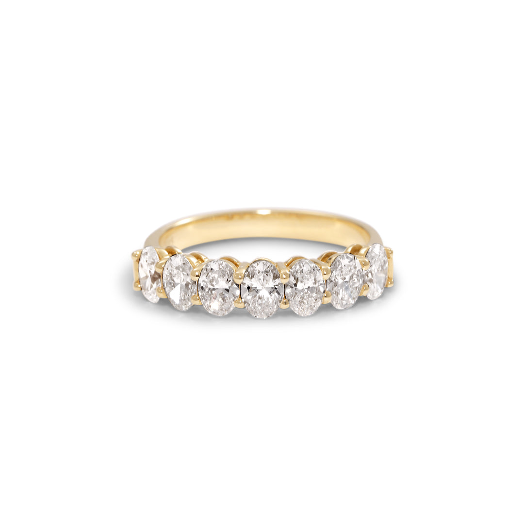 7-stens ring oval med 7x 0,20 ct.