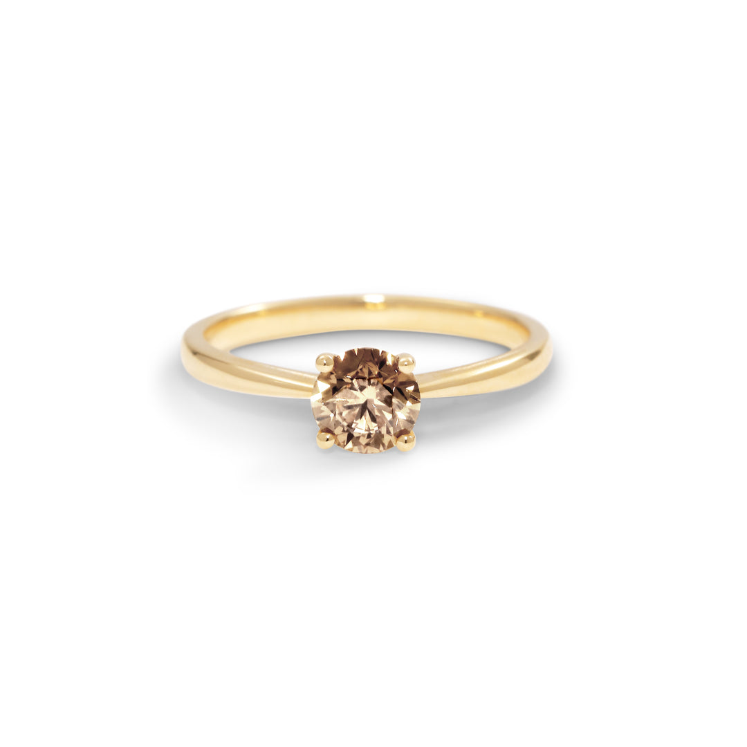 Solitairering med 0,70 ct. champagne
