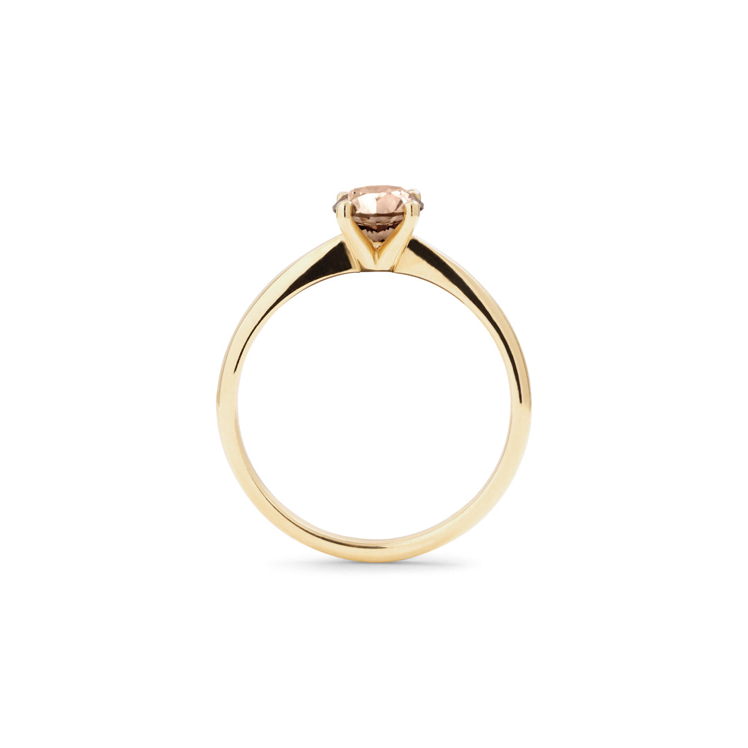 Solitairering med 0,70 ct. champagne