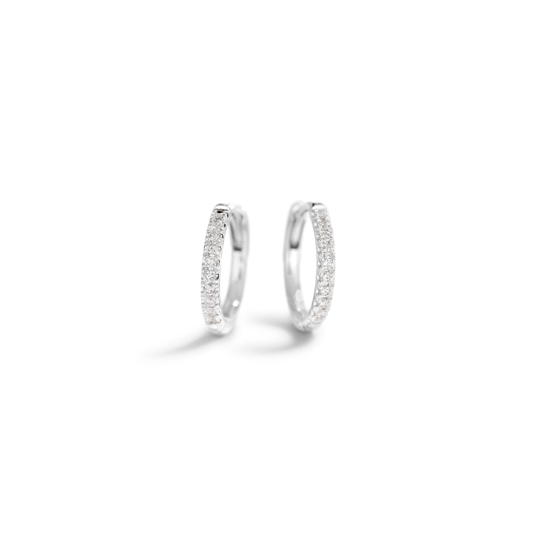 Hoops 8 mm i hvidguld - 0,005 ct.