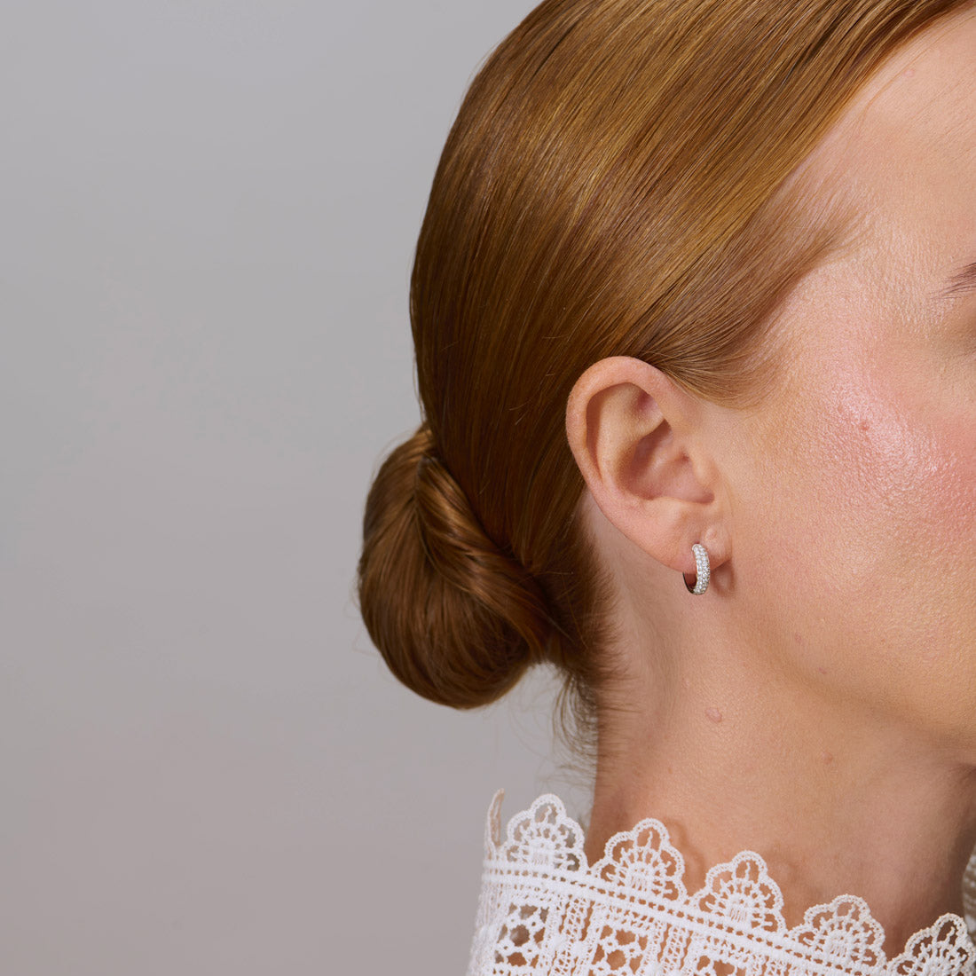 Micropavé hoops i hvidguld - 9 mm