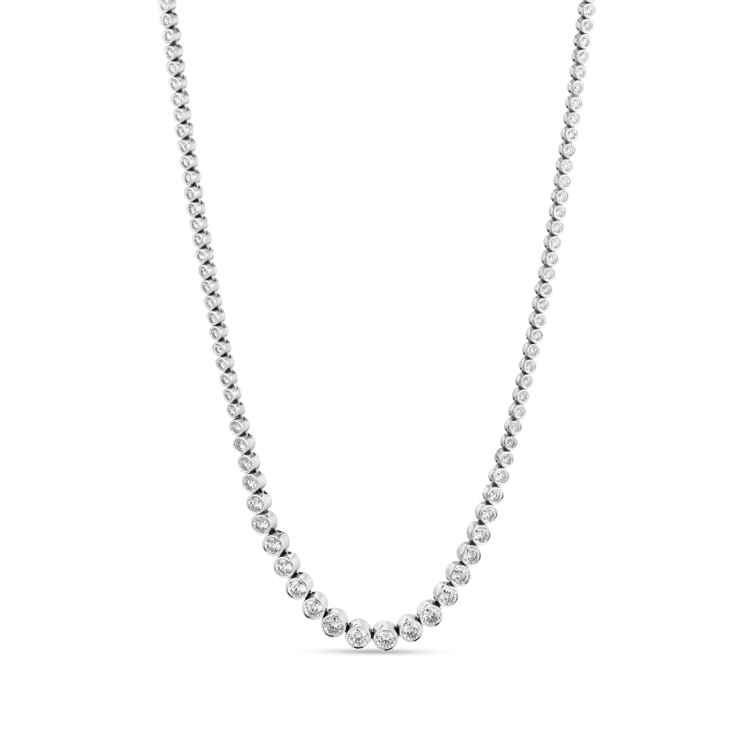Tennishalskæde i hvidguld i bezel med i alt 3,64 ct.