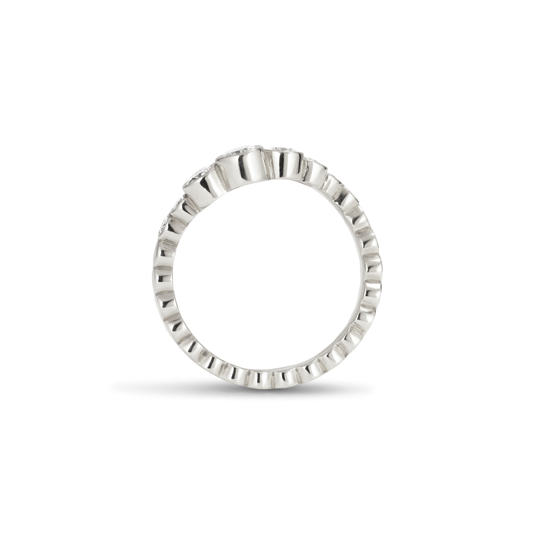 Bezel Wave Ring i hvidguld med 0,48 ct.