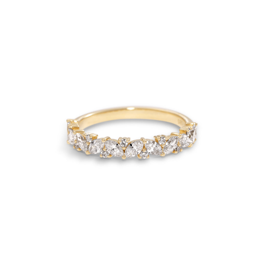 Marquis Dream Alliancering med 0,66 ct.