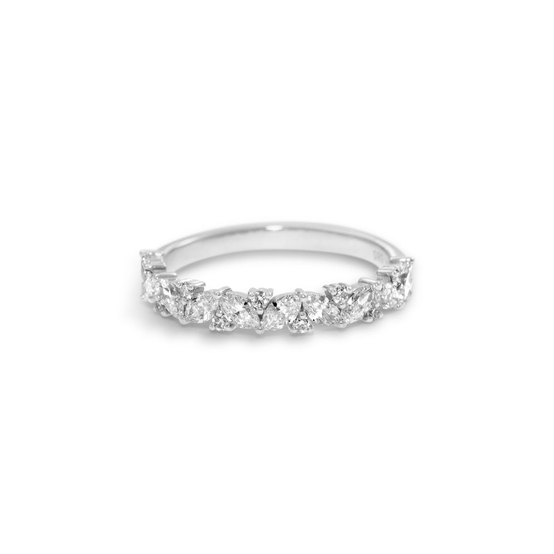 Marquis Dream Alliancering i hvidguld med 0,66 ct.