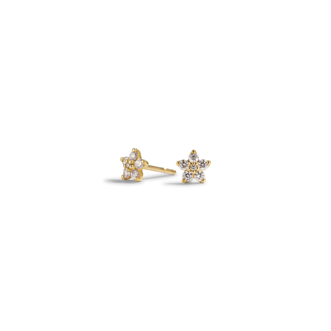 Starflower ørestikker - i alt 0,21 ct.