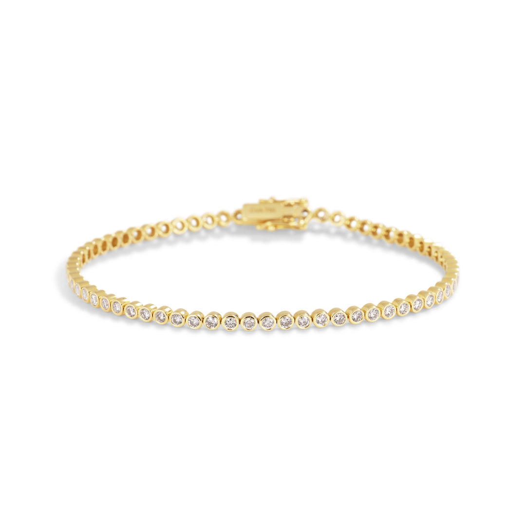 Tennisarmbånd i bezel med 0,03 ct.