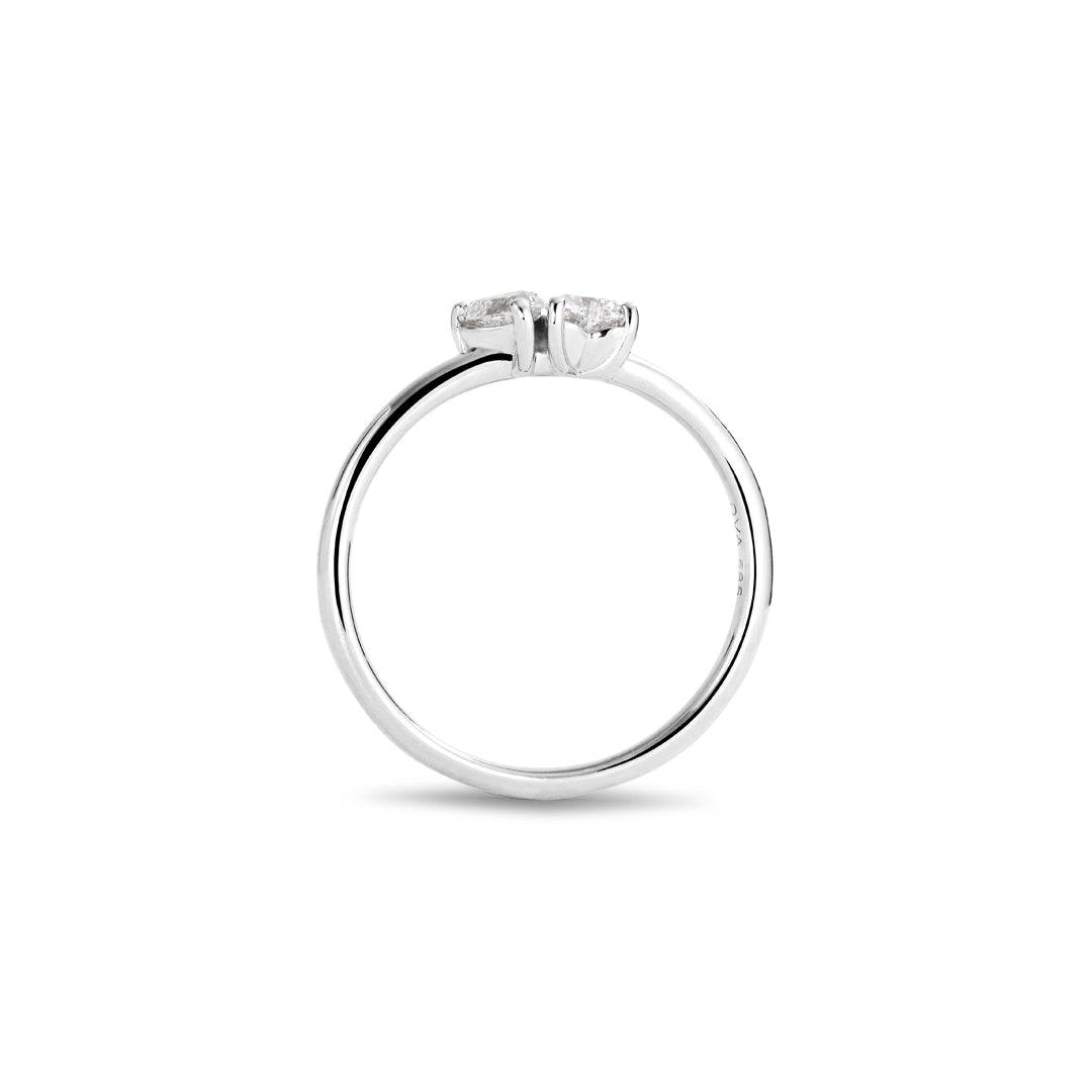 TOI et MOI ring i hvidguld med 2x 0,15 ct. hjerter